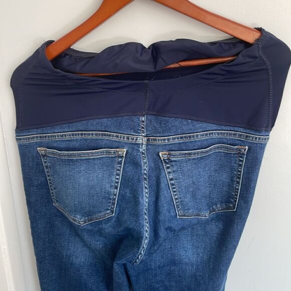 J. Crew women’s maternity jeans size 27 - Picture 4 of 5